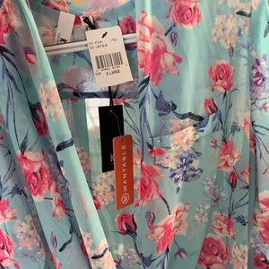 Kut from cloth floral blouse